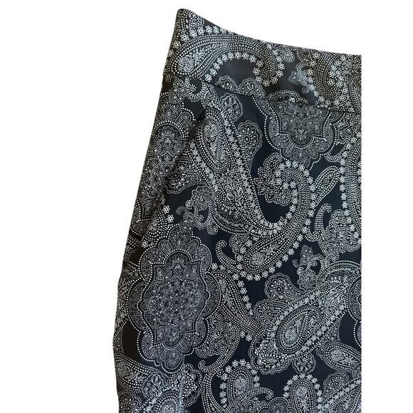 The Limited Stretch Mini Skirt Black and White Pattern Womens Sz 4P - Picture 2 of 11